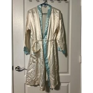 Vintage Tara Satin Silk Blue And Cream Colored With Embroidered Floral Pocket M
